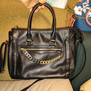 #101 Jessica Simpson purse